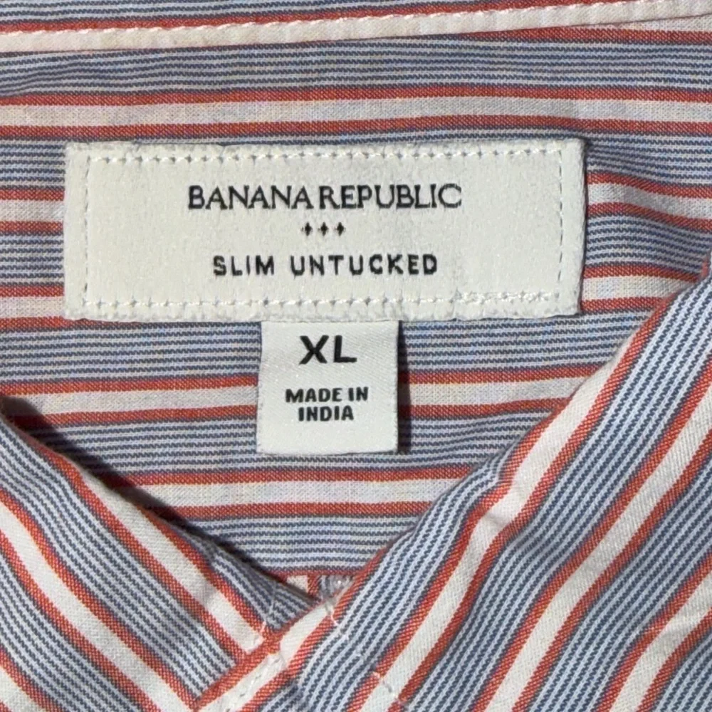 Banana Republic XL Slim Untucked Buttonup